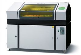 ROLAND VersaUV LEF-300 Benchtop UV Flatbed Printer