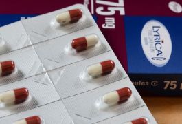 köpa / beställa Lyrica 300 mg  online utan recept,
